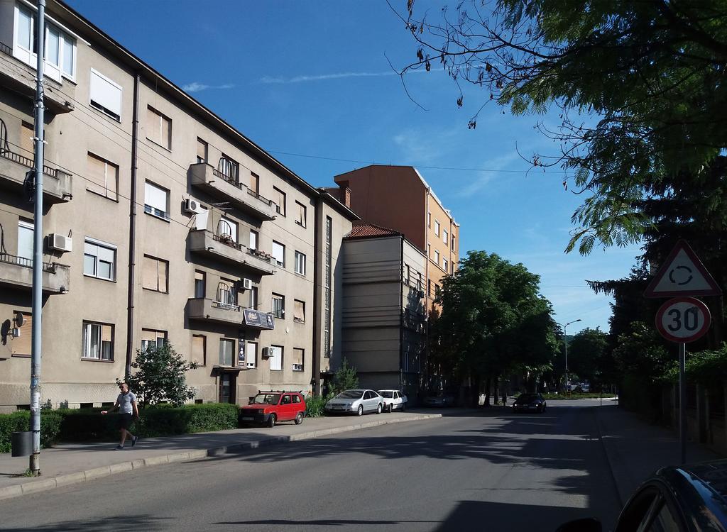 Apartment Millas Ni Dış mekan fotoğraf